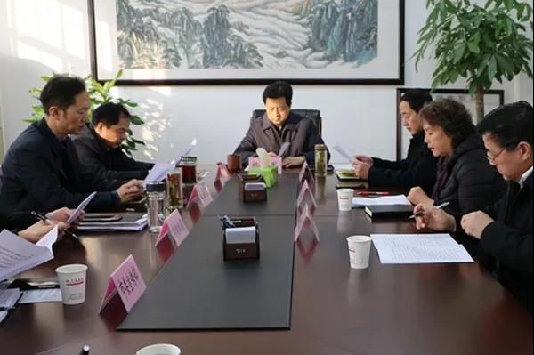 杨军市长专题听取法治宣传教育工作汇报